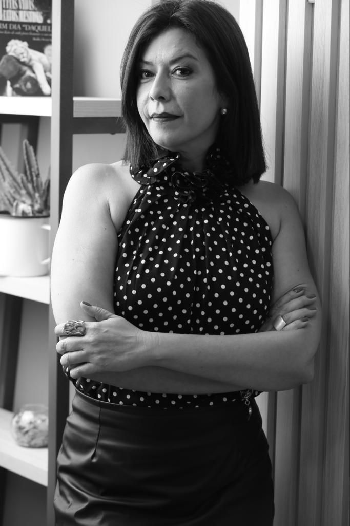 Psicóloga clínica, 23 anos de prática. Minha expertise está para relações interpessoais, desenvolvimento de habilidades, autoconhecimento, melhora da autoestima, e ressignificação de distorções cognitivas.